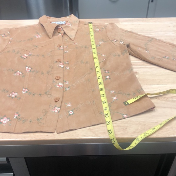 Dressbarn size 6 button down - Picture 10 of 13